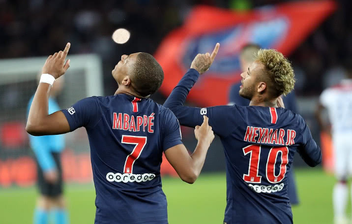  法甲金靴争夺战姆巴佩领跑群雄  