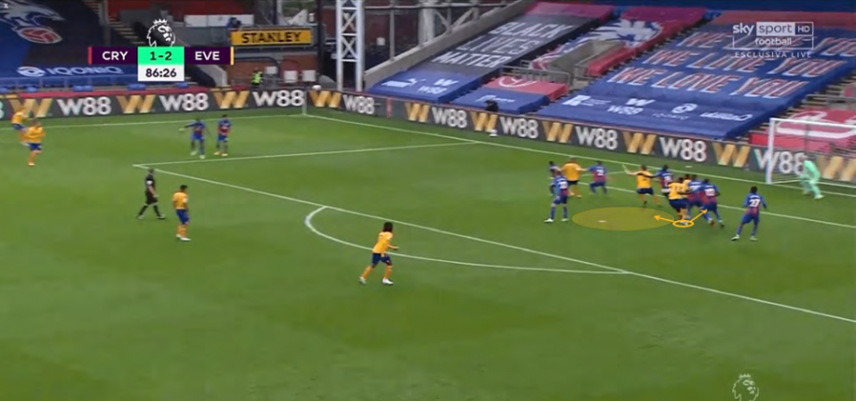  沃尔夫斯堡定位球战术屡建奇功显威力