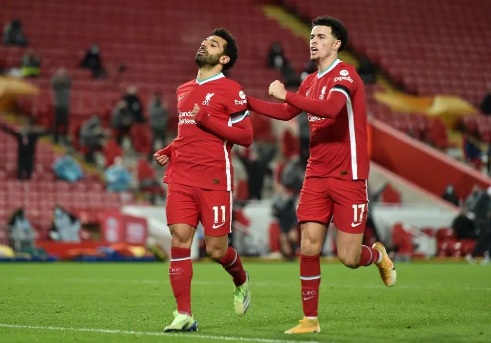  托特纳姆热刺主场三比三战平富勒姆错失登顶良机  